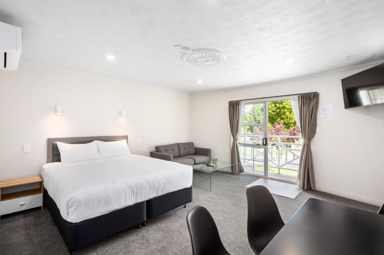 แอชลี่ คอร์ท โมเทล Motel โรโตรัว ภายนอก รูปภาพ