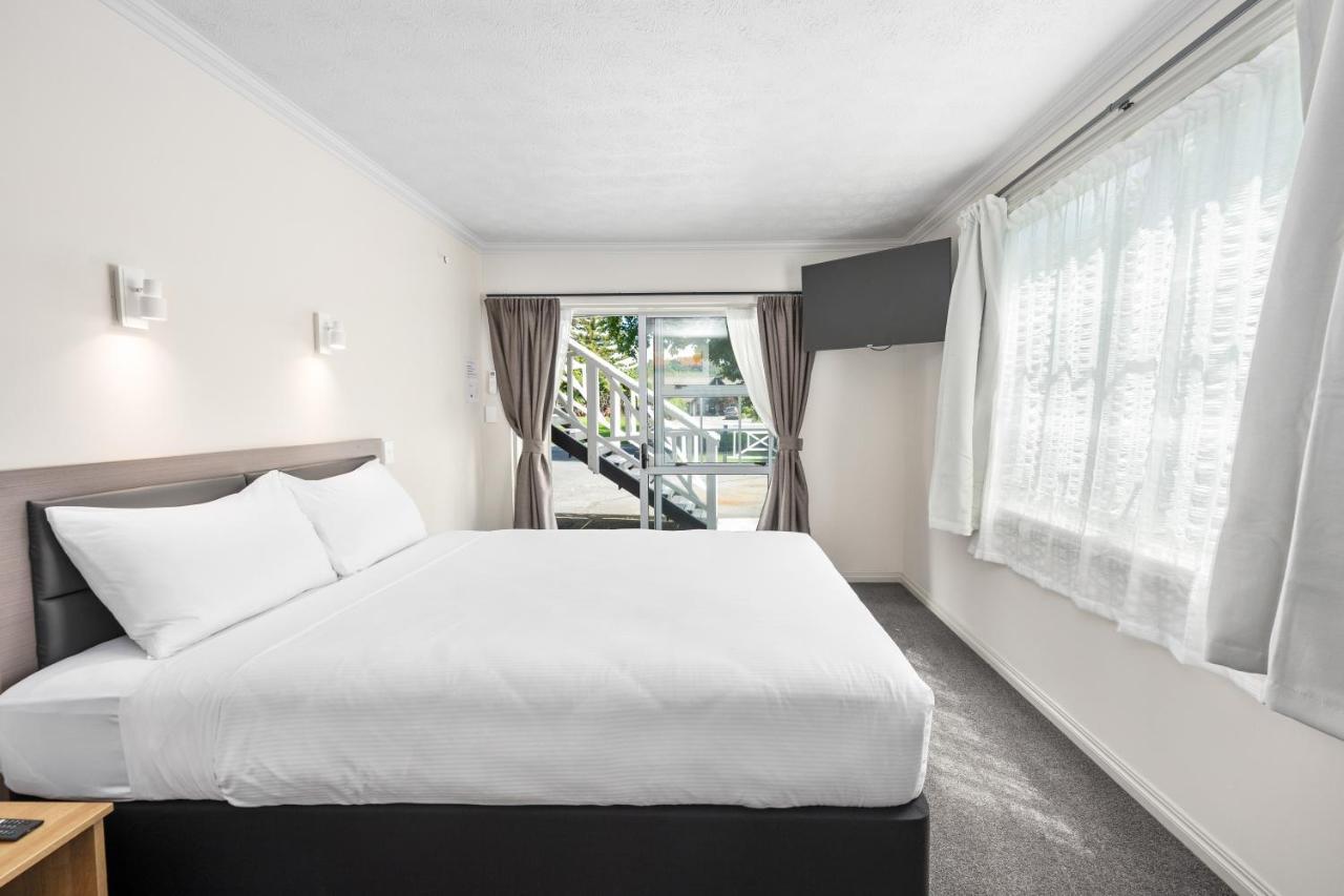 แอชลี่ คอร์ท โมเทล Motel โรโตรัว ภายนอก รูปภาพ