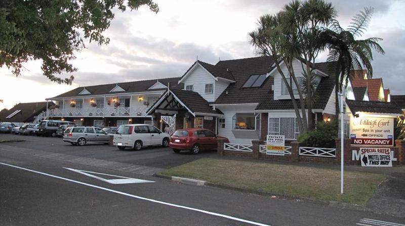 แอชลี่ คอร์ท โมเทล Motel โรโตรัว ภายนอก รูปภาพ